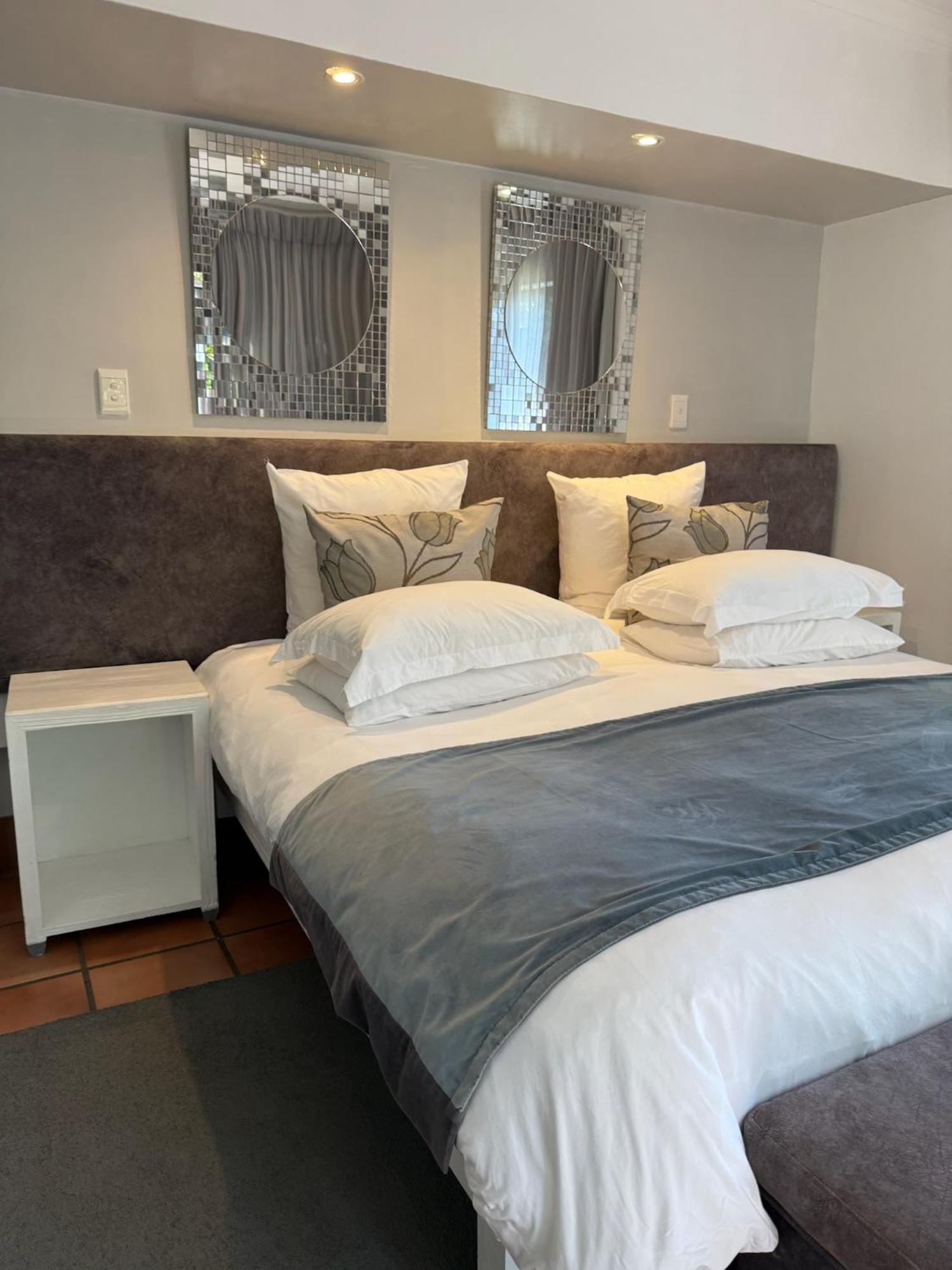 Dolphin Dunes Guesthouse Уилдернесс Экстерьер фото